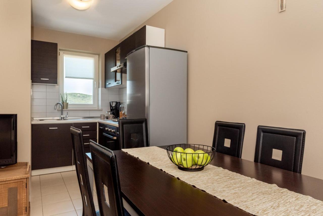 Apartment Cami -Stylish Apartment With A Beautiful Seaview ラバック エクステリア 写真